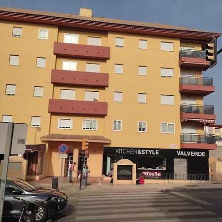 Apartamento Renovado En El Centro De Benalmadena Luaran gambar