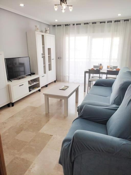 Apartamento Renovado En El Centro De Benalmadena Luaran gambar