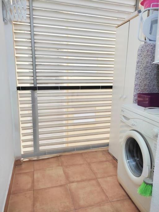 Apartamento Renovado En El Centro De Benalmadena Luaran gambar