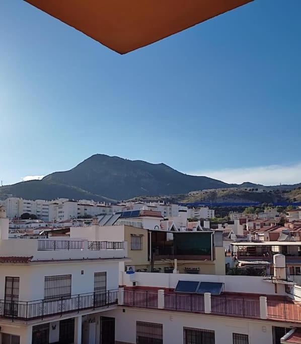 Apartamento Renovado En El Centro De Benalmadena Luaran gambar