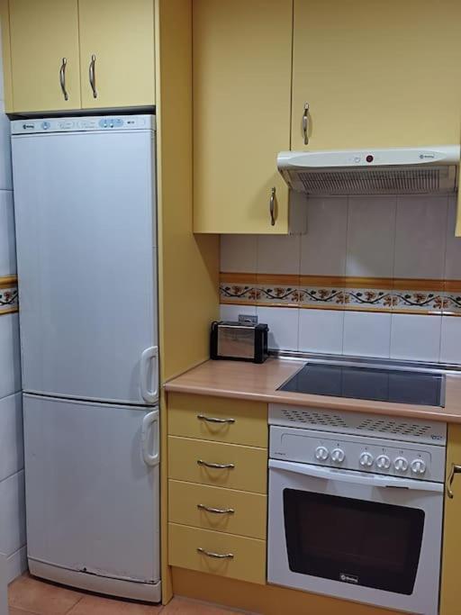 Apartamento Renovado En El Centro De Benalmadena Luaran gambar